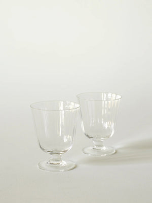 concave-vinglas-wineglasses-stilleben