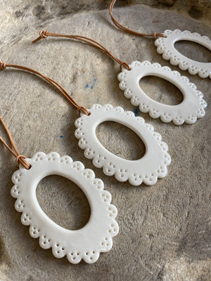 porcelænsæg-påskepynt