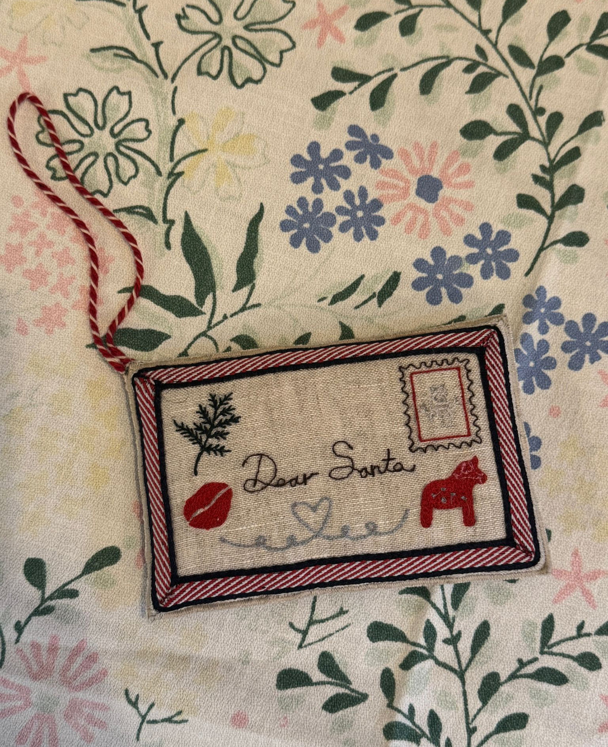 Sissel Edelbo: Christmas Letter Ornament Santa