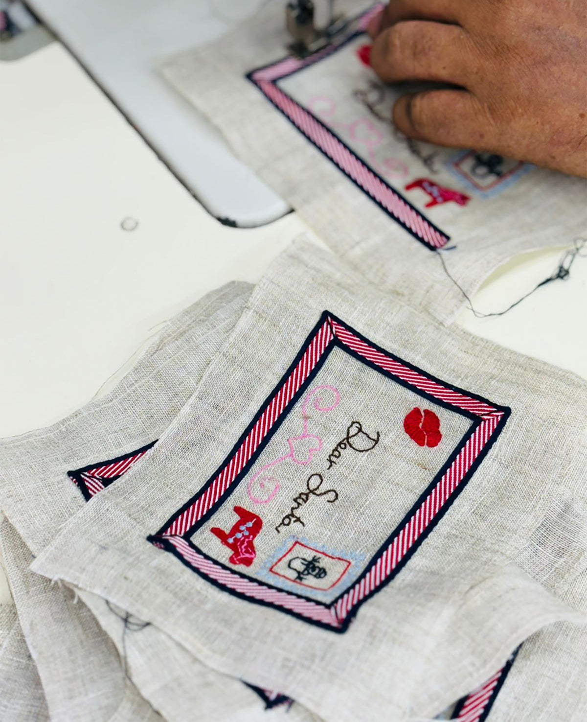 Sissel Edelbo: Christmas Letter Ornament Santa