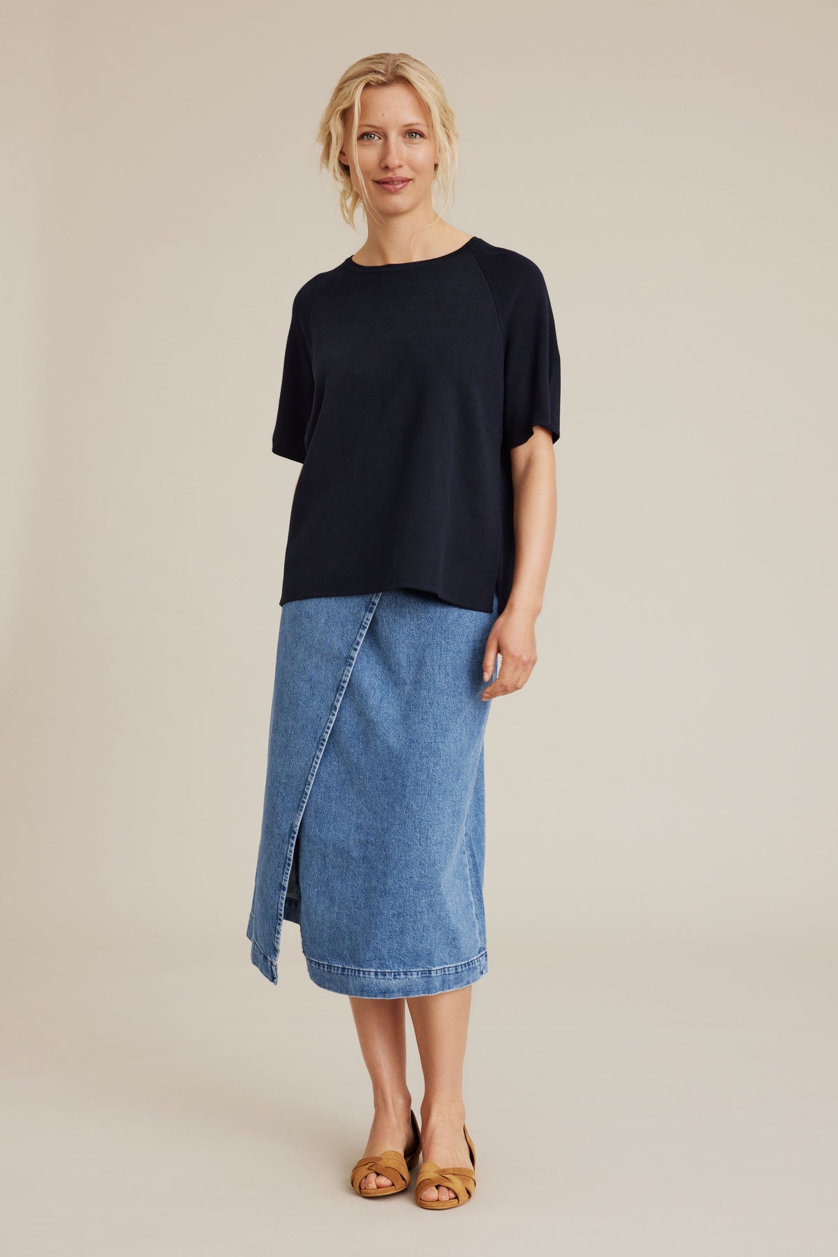 Sibin/Linnebjerg Quinn strik Dark Sand