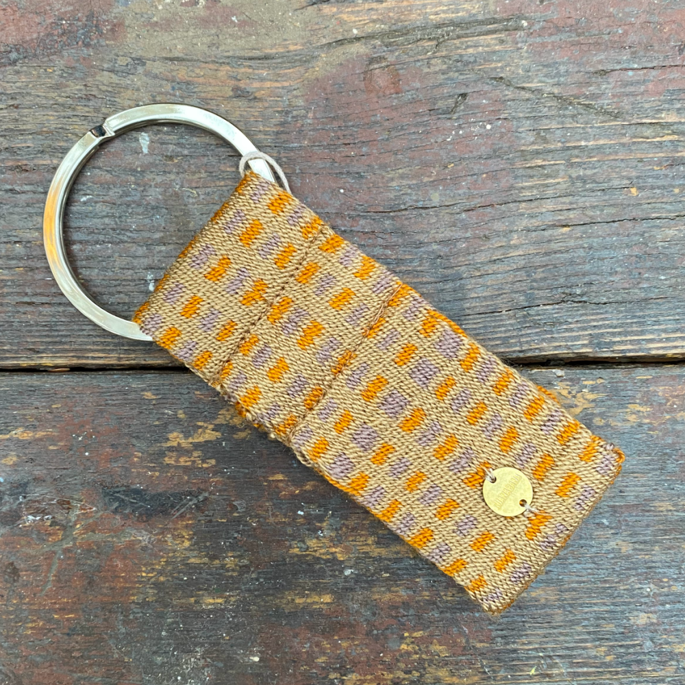 Guanabana nøglering beige